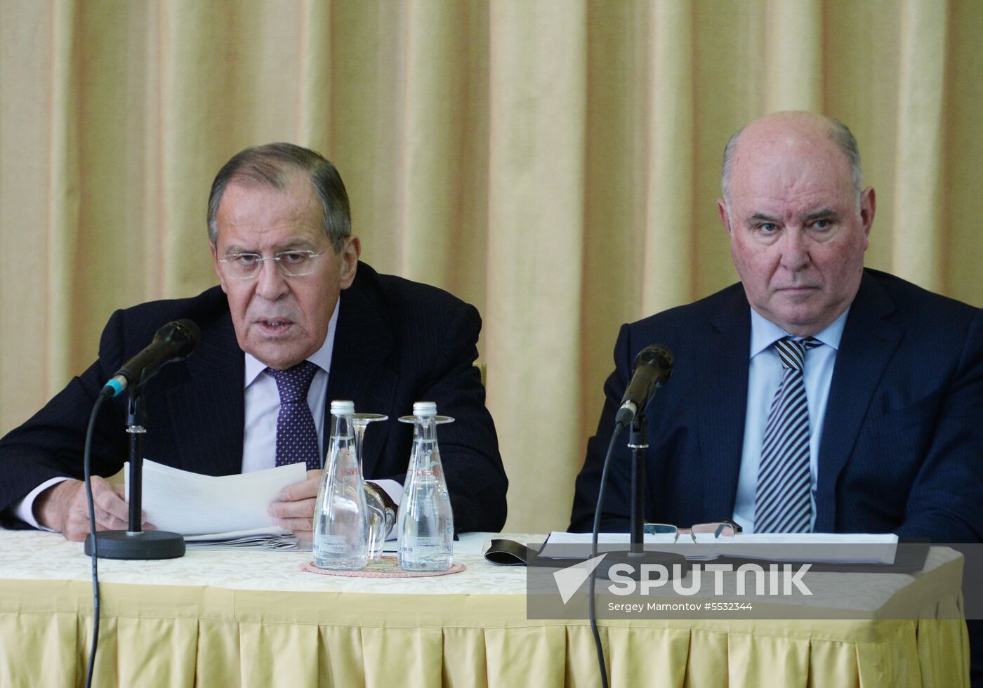 Foreign Minister Sergei Lavrov meets with representatives of Russian NGOs