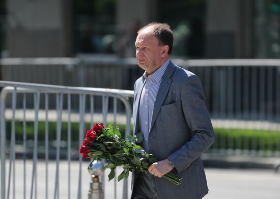 Memorial service for film director Stanislav Govorukhin