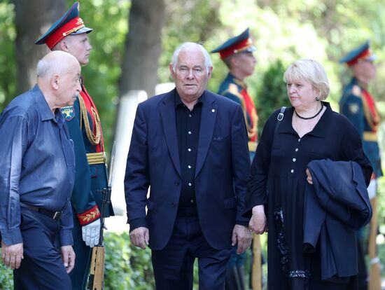 Memorial service for film director Stanislav Govorukhin