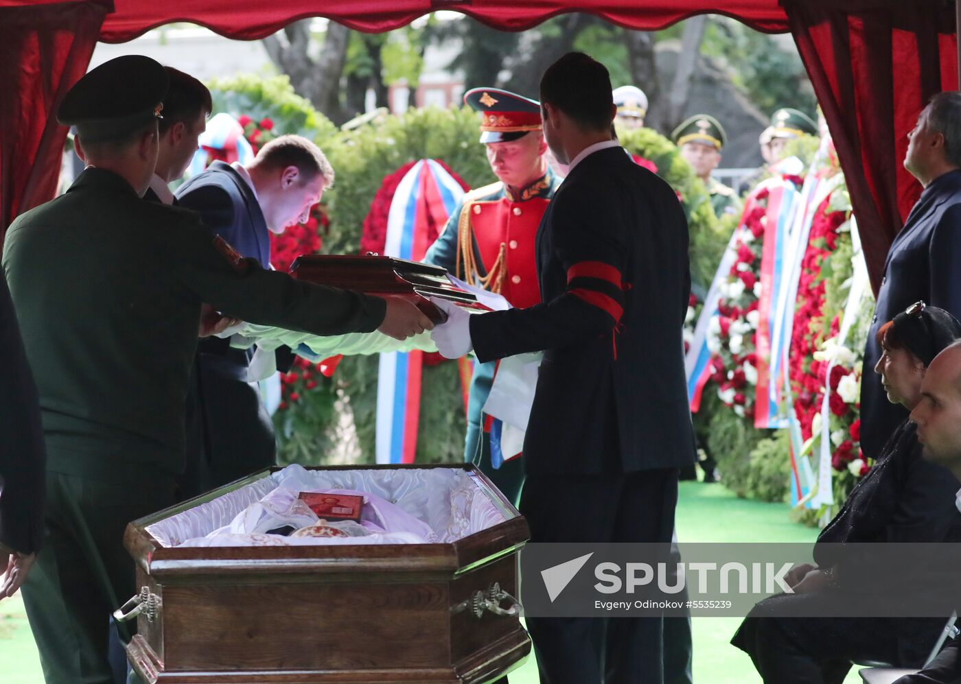 Memorial service for film director Stanislav Govorukhin