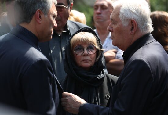 Memorial service for film director Stanislav Govorukhin