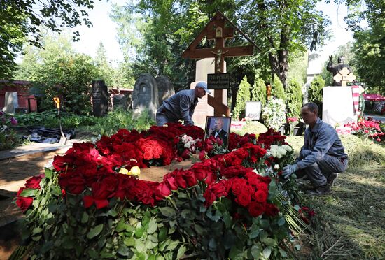 Memorial service for film director Stanislav Govorukhin