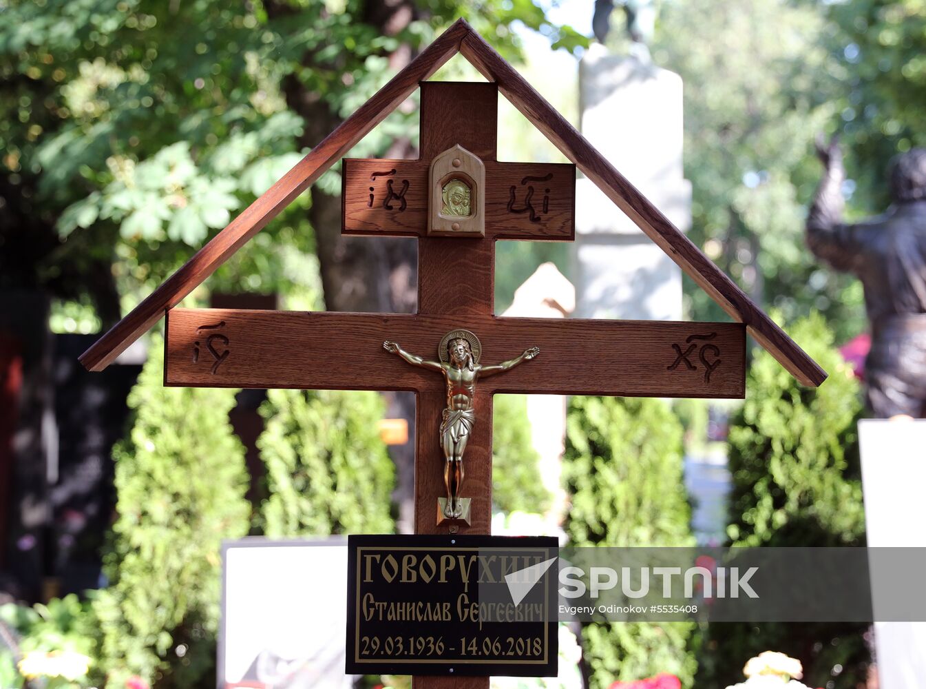 Memorial service for film director Stanislav Govorukhin