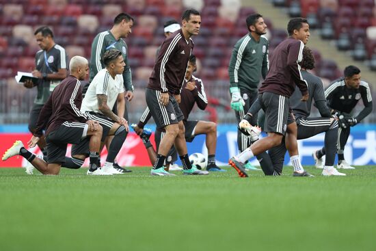 Russia World Cup Mexico Training
