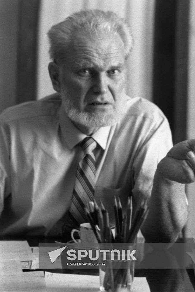 Environmental scientist Alexei Yablokov