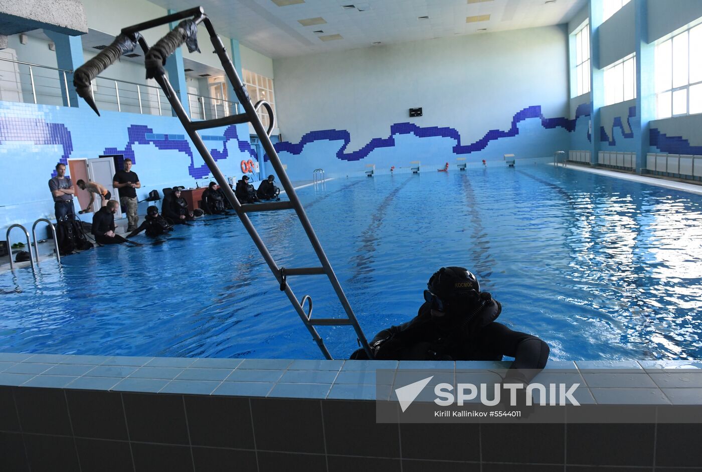 Combat swimmers train at Federal Security Service Special Task Force Center