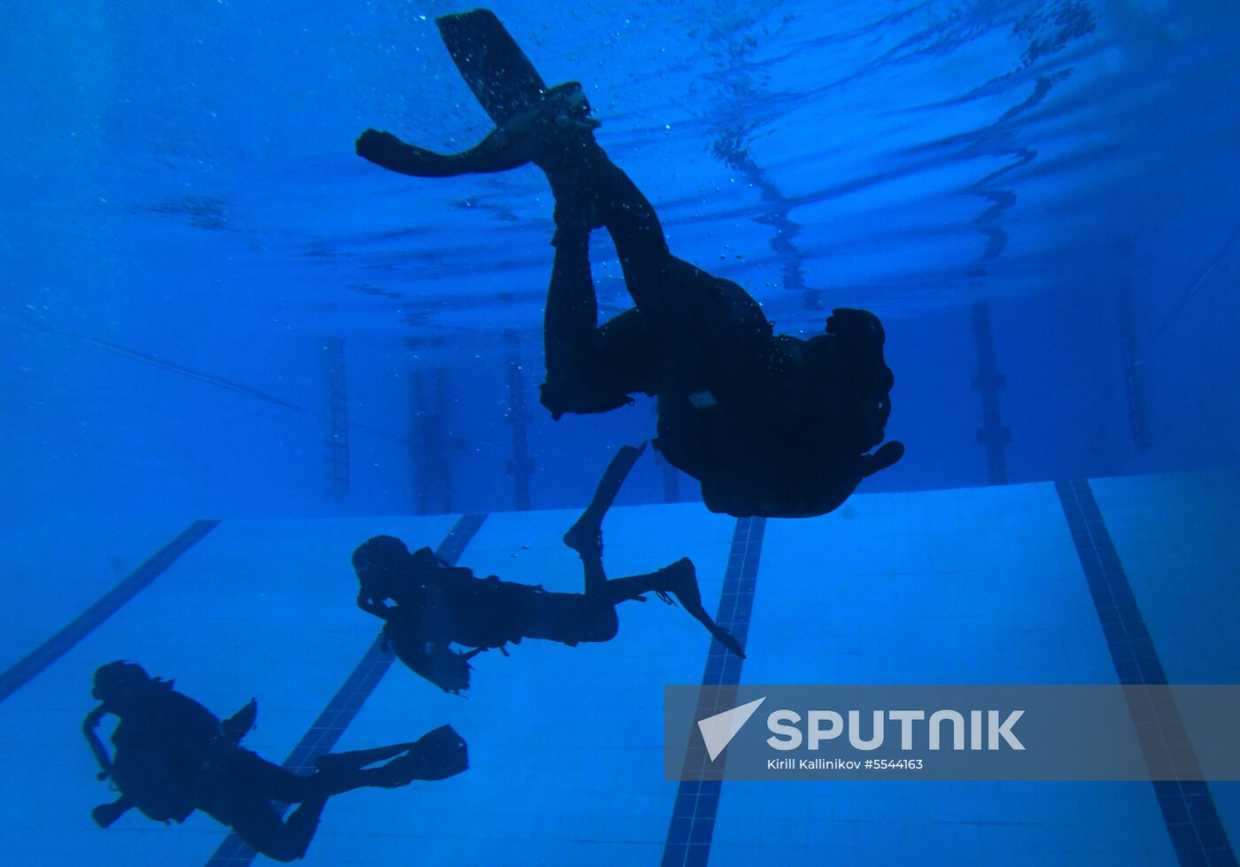 Combat swimmers train at Federal Security Service Special Task Force Center