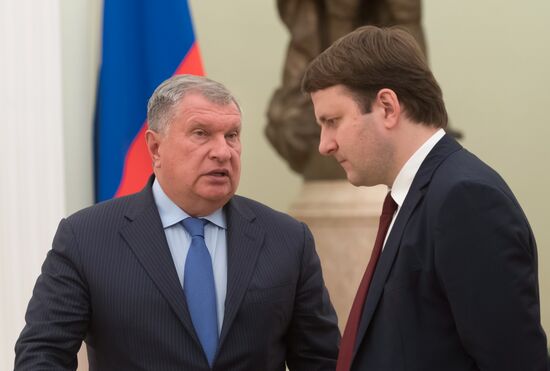 President Vladimir Putin meets with President of Portugal Marcelo Rebelo de Sousa