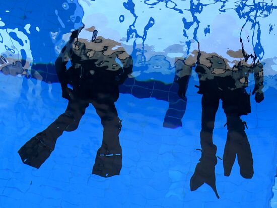 Combat swimmers train at Federal Security Service Special Task Force Center