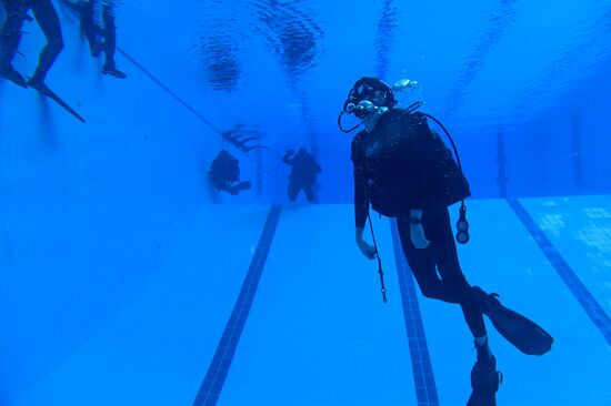 Combat swimmers train at Federal Security Service Special Task Force Center