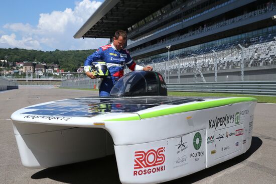 Testing of Russia's first sunmobile