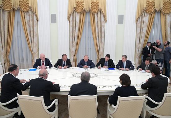 President Vladimir Putin meets with UN Secretary-General Antonio Guterres