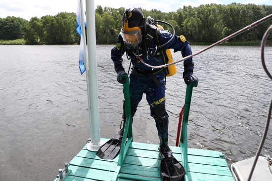 Moscow search and rescue patrol at work