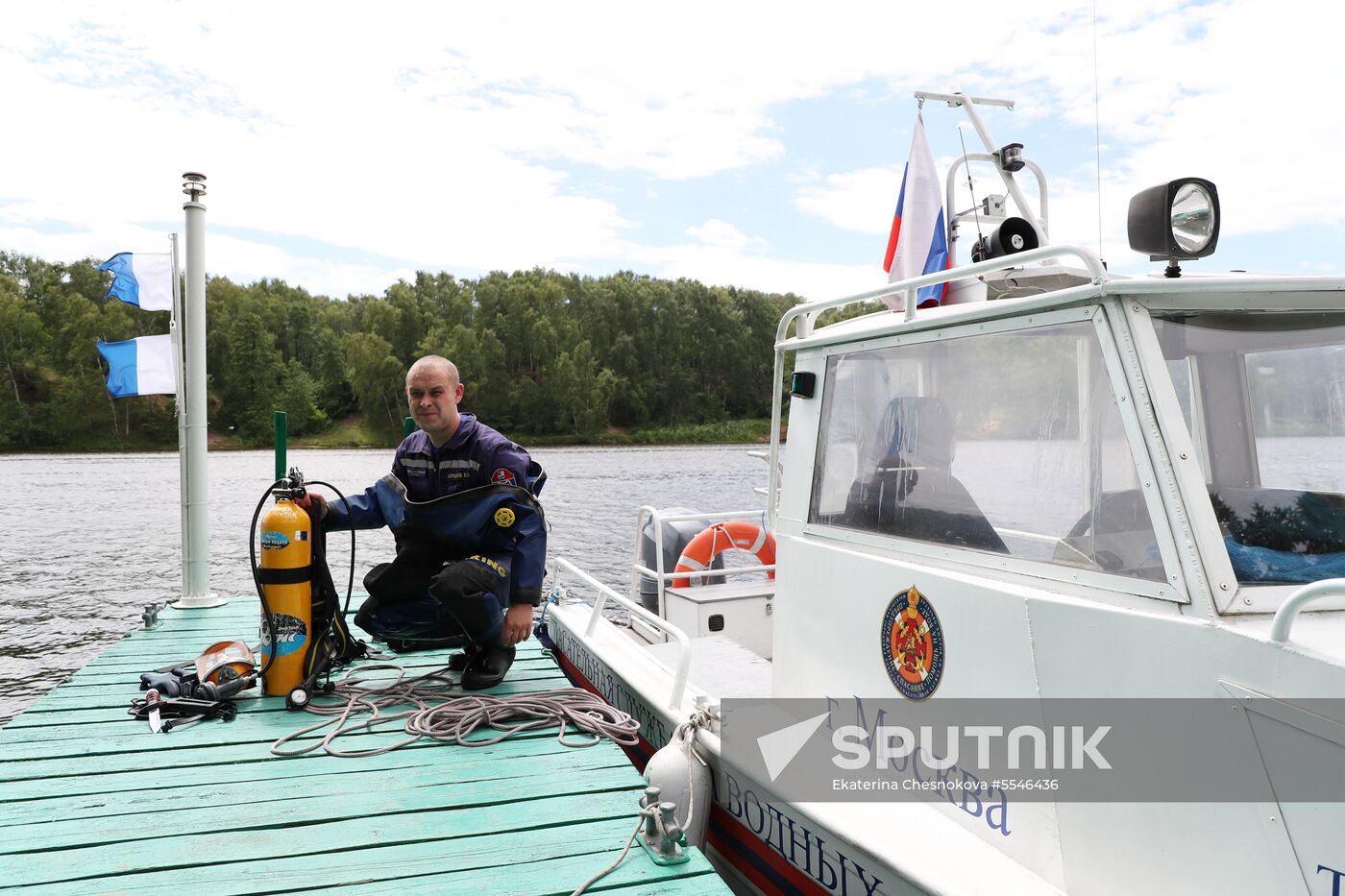 Moscow search and rescue patrol at work