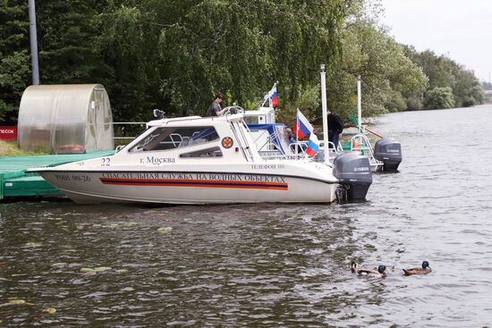 Moscow search and rescue patrol at work