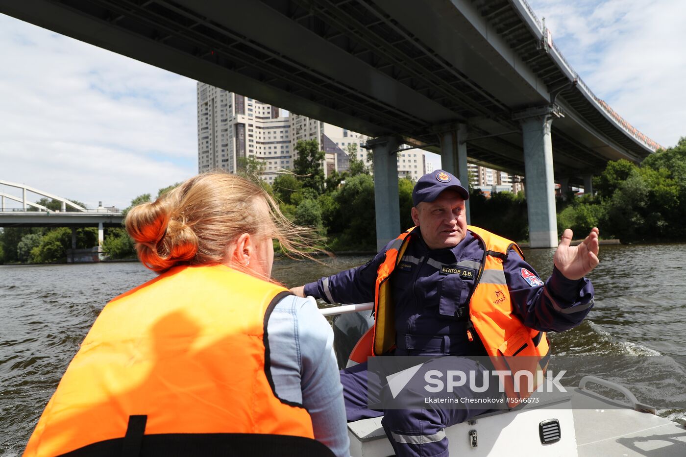 Moscow search and rescue patrol at work