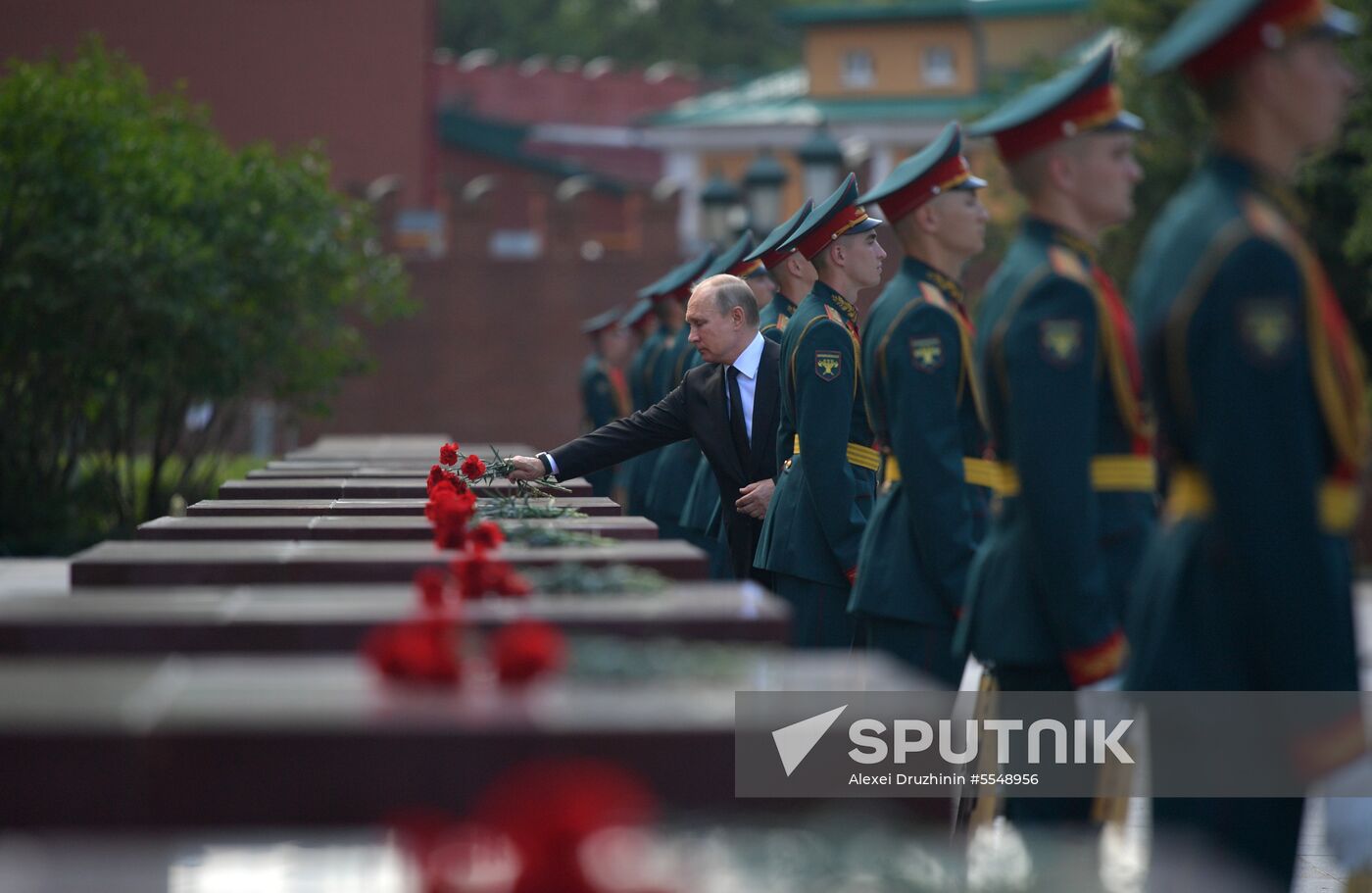 President Vladimir Putin and Prime Minister Dmitry Medvedev attend wreath-laying ceremony at Tomb of Unknown Soldier