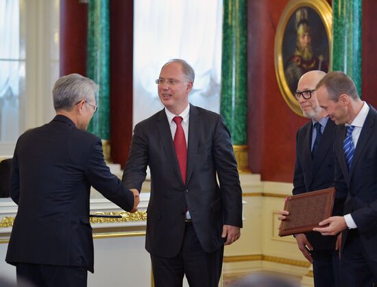 Russian President Vladimir Putin meets with President of Republic of Korea Moon Jae-in