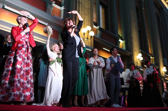 Yevgeny Vakhtangov Theater wraps up its 97th season