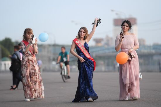 Moscow graduation party 2018