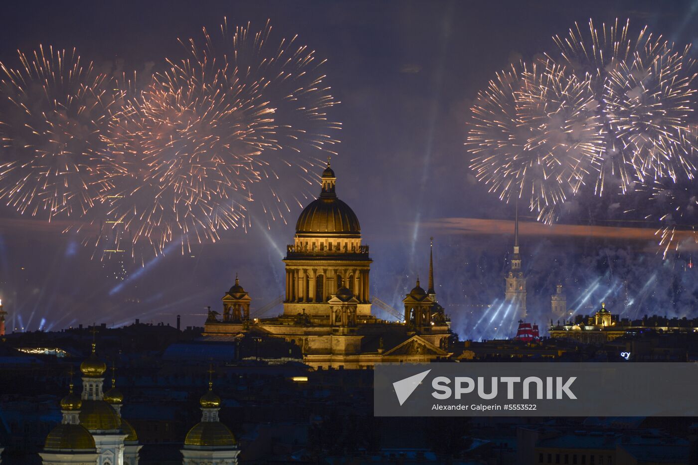 Scarlet Sails festival for high school graduates in St. Petersburg