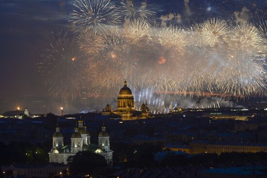 Scarlet Sails festival for high school graduates in St. Petersburg