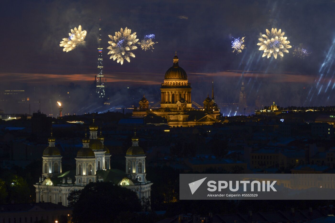 Scarlet Sails festival for high school graduates in St. Petersburg