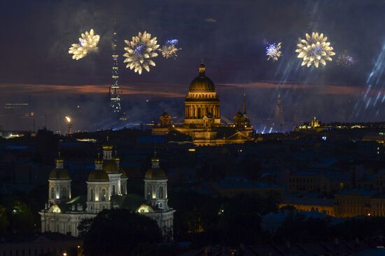 Scarlet Sails festival for high school graduates in St. Petersburg