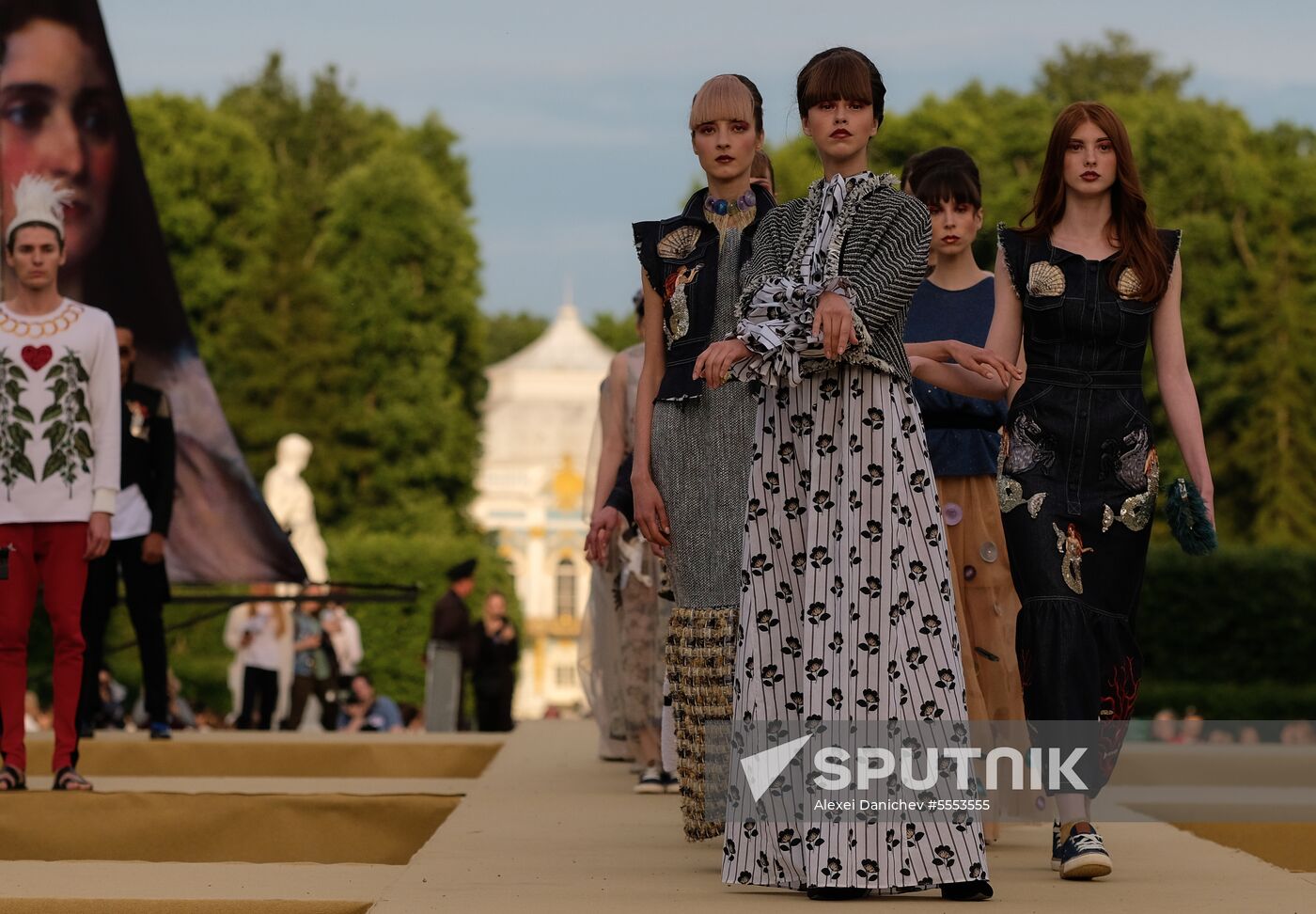 The Power of Beauty. Imperial fashion theatrical defile in Tsarskoye Selo