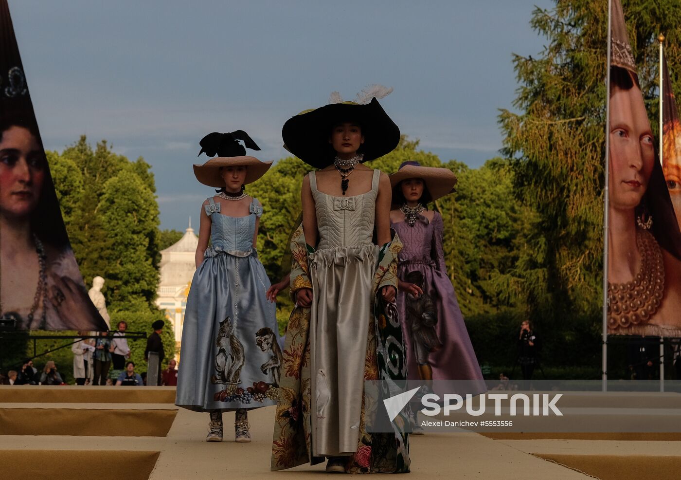The Power of Beauty. Imperial fashion theatrical defile in Tsarskoye Selo