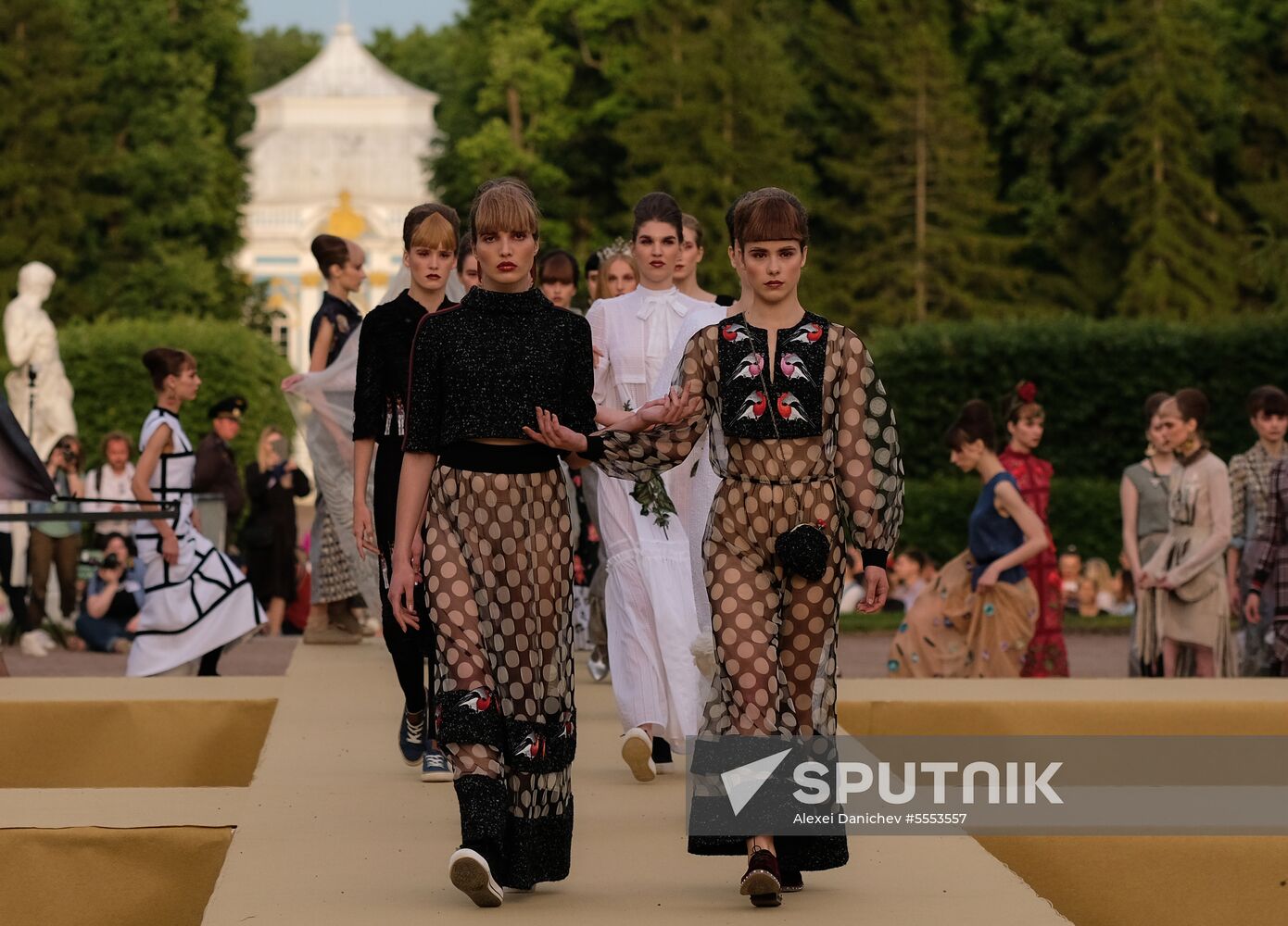 The Power of Beauty. Imperial fashion theatrical defile in Tsarskoye Selo