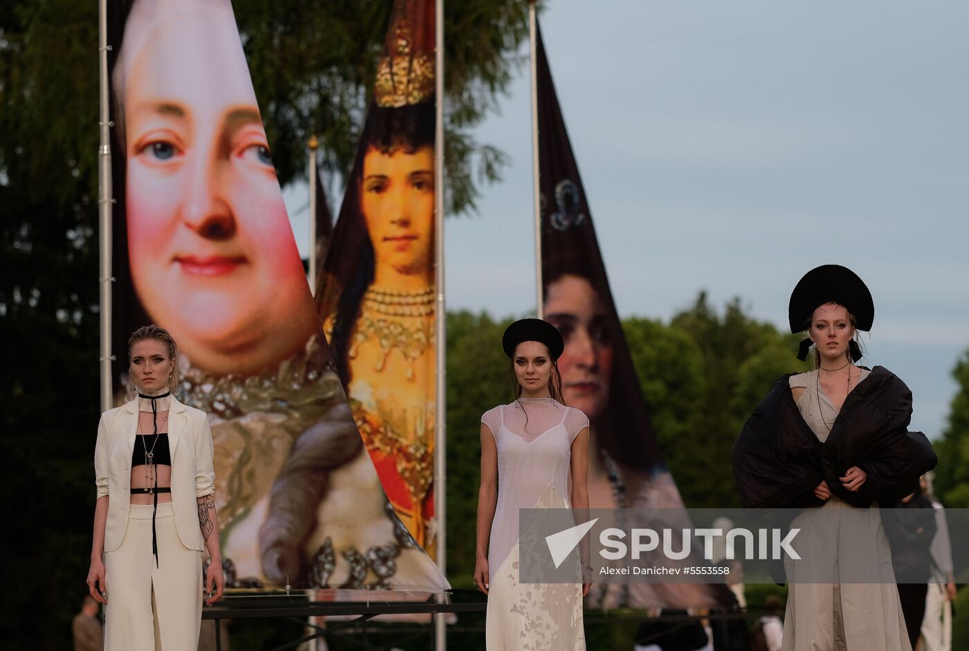 The Power of Beauty. Imperial fashion theatrical defile in Tsarskoye Selo