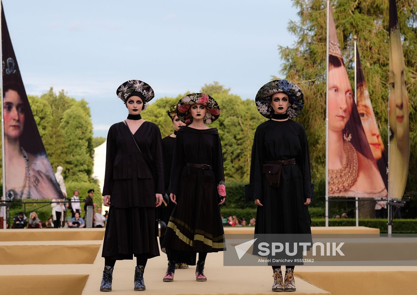 The Power of Beauty. Imperial fashion theatrical defile in Tsarskoye Selo