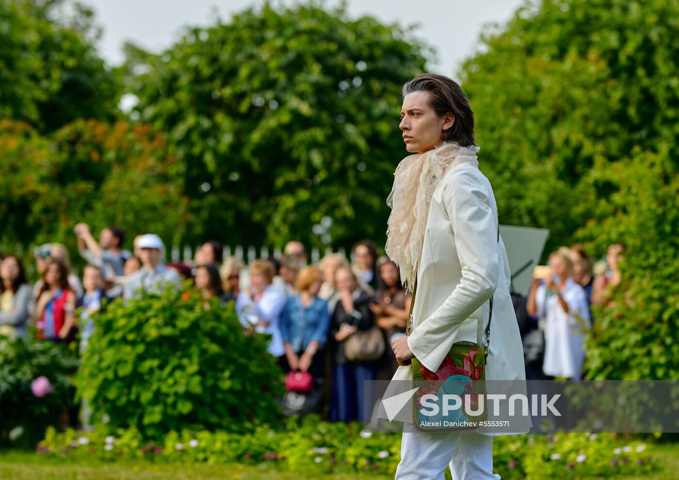 The Power of Beauty. Imperial fashion theatrical defile in Tsarskoye Selo