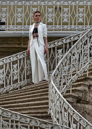 The Power of Beauty. Imperial fashion theatrical defile in Tsarskoye Selo
