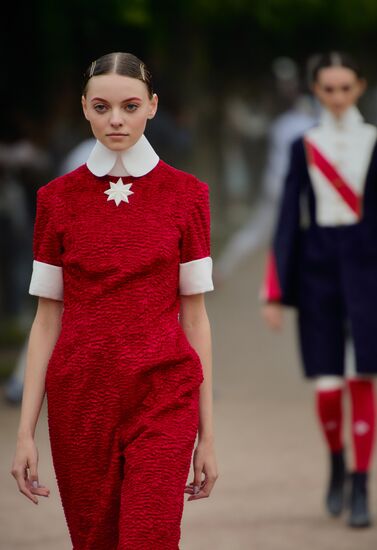 The Power of Beauty. Imperial fashion theatrical defile in Tsarskoye Selo