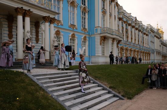 The Power of Beauty. Imperial fashion theatrical defile in Tsarskoye Selo