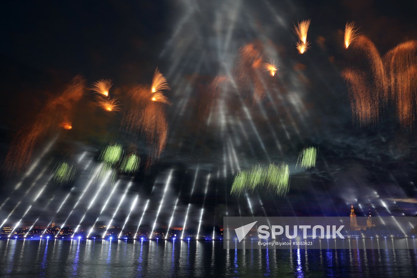 Scarlet Sails festival for high school graduates in St. Petersburg