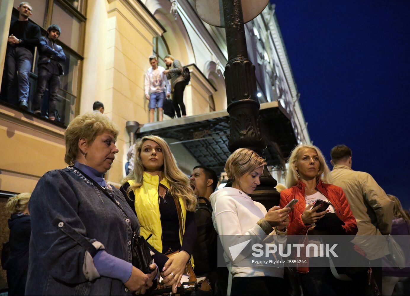 Scarlet Sails festival for high school graduates in St. Petersburg