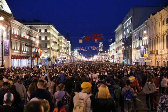 Scarlet Sails festival for high school graduates in St. Petersburg