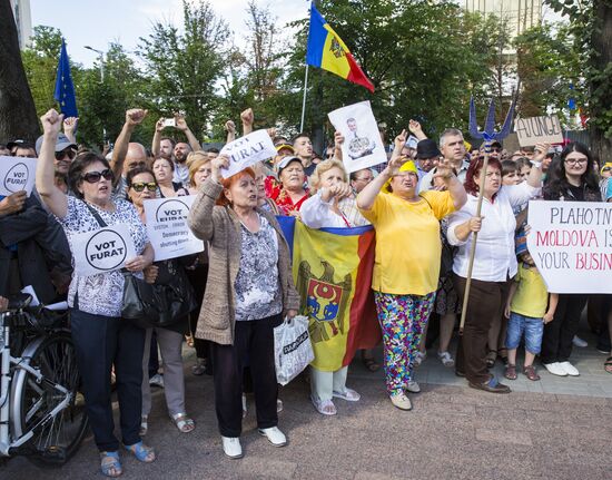 Opposition rally in Chisinau