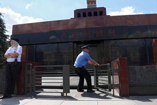 Presidential Regiment guard mounting rehearsal on Red Square