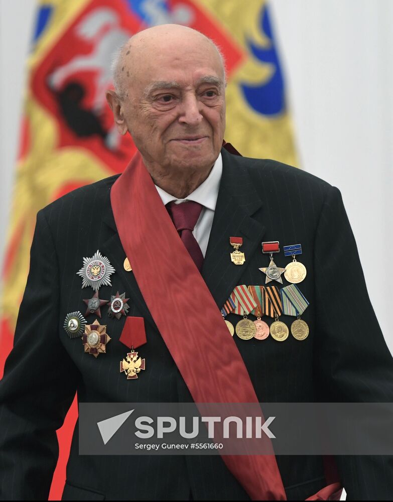 Vladimir Putin presents state prizes in Kremlin