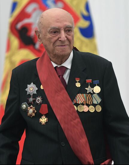 Vladimir Putin presents state prizes in Kremlin