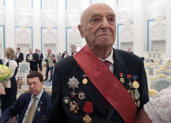 Vladimir Putin presents state prizes in Kremlin