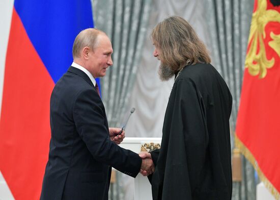 Vladimir Putin presents state prizes in Kremlin
