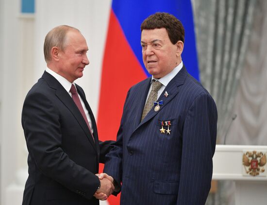 Vladimir Putin presents state prizes in Kremlin