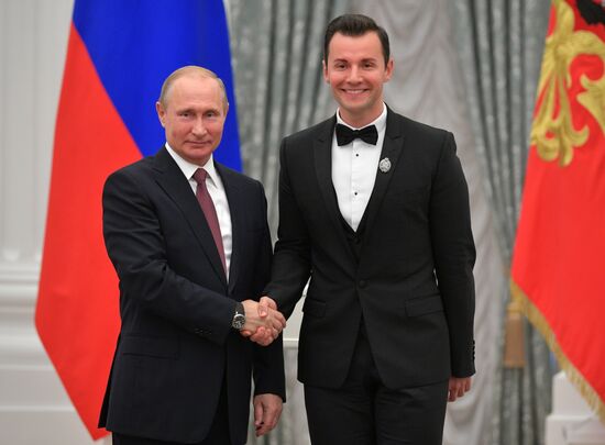 Vladimir Putin presents state prizes in Kremlin