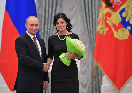 Vladimir Putin presents state prizes in Kremlin
