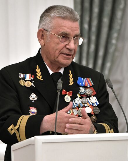 Vladimir Putin presents state prizes in Kremlin